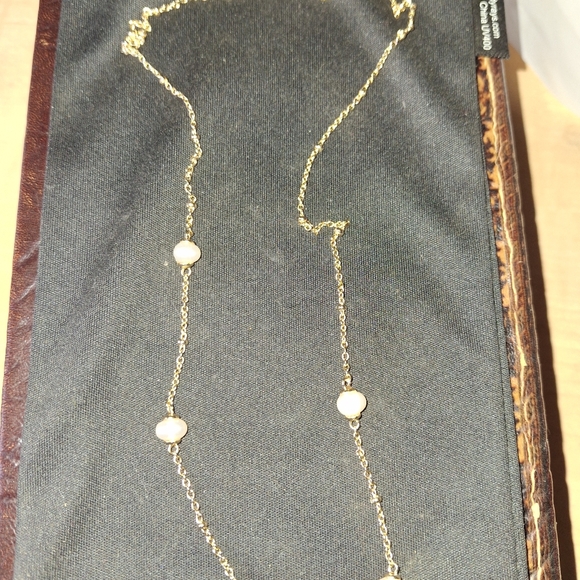 🍃 3 for 36 - Dainty Gold Pearl Necklace - NWT - Picture 3 of 7